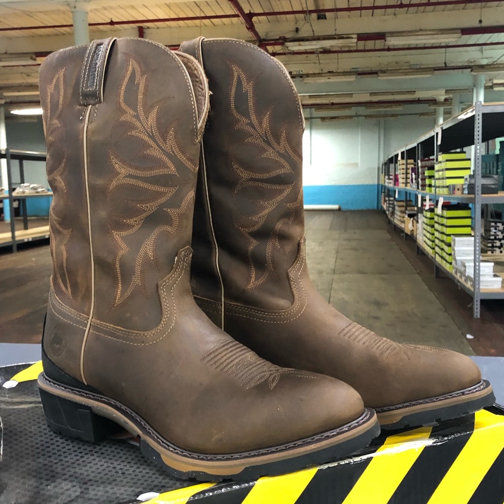 Men’s Bay Apache by Justin Boots